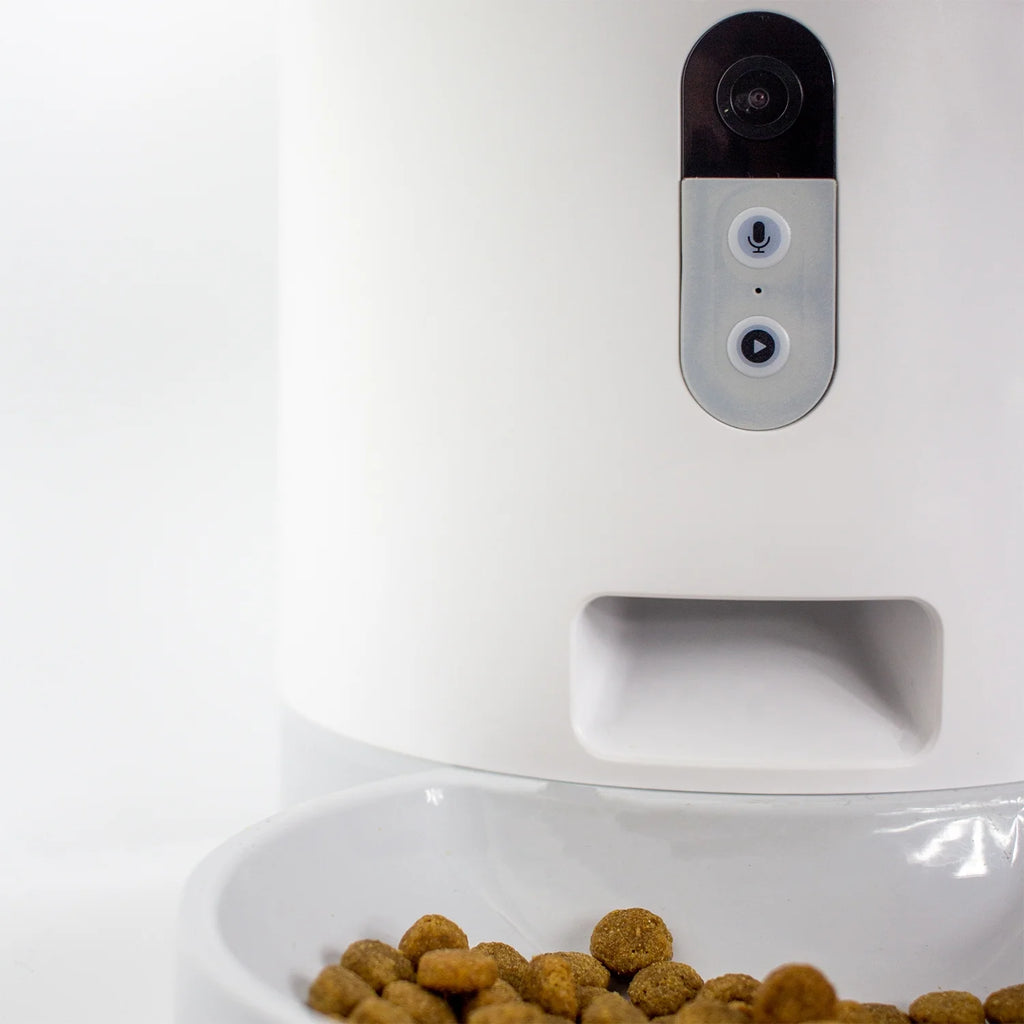 Purechew Smart Automatic Pet Feeder, Food Dispenser for Cats and Dogs, Smart Portion Control, Programmable Treat Dispenser with HD Camera, Portion Control